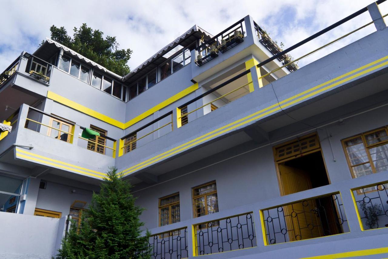 The Dew Drop Home Stay Kurseong Exterior photo